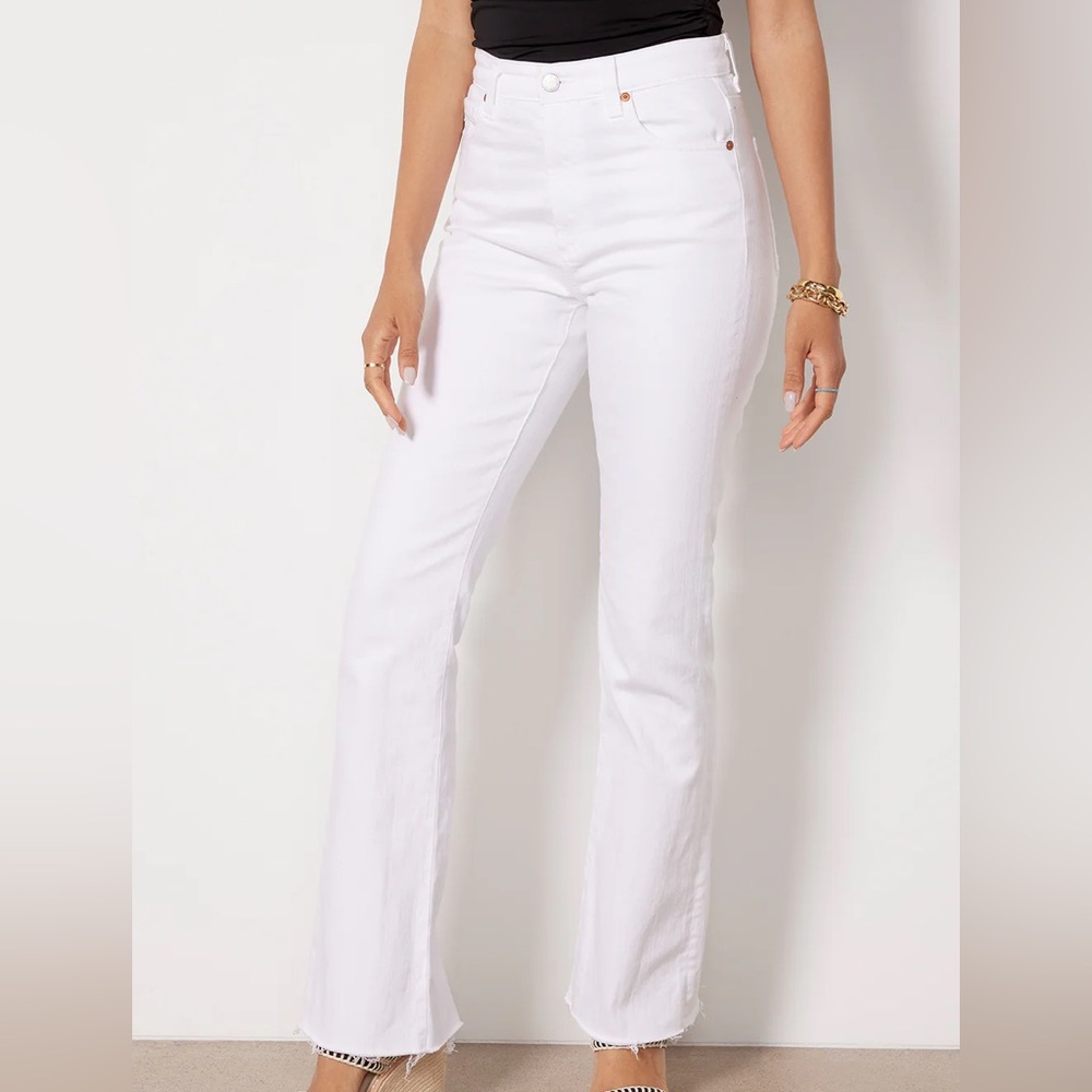AG Alexxis Boot
VINTAGE BOOT White 24